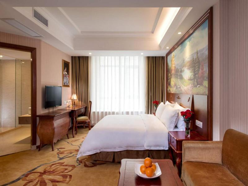 Vienna Hotel Puning South Huancheng Road High-Speed Train Station Exterior foto